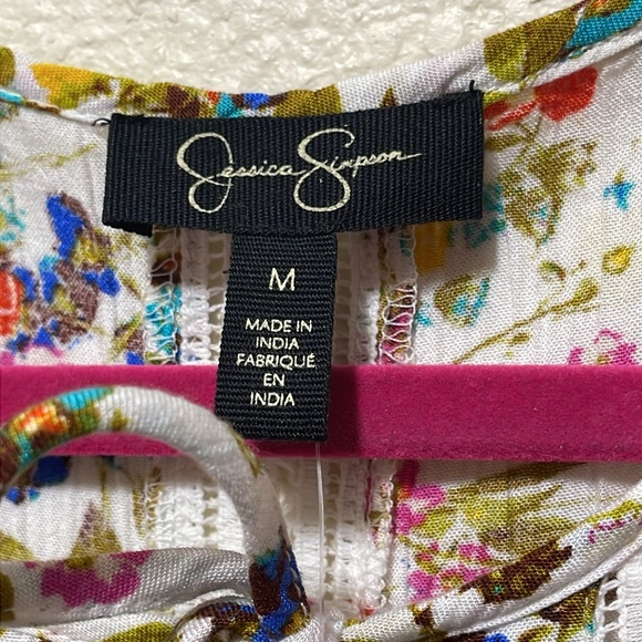 Jessica Simpson Women’s Floral Blouse. NWT. Size M. - Picture 6 of 12